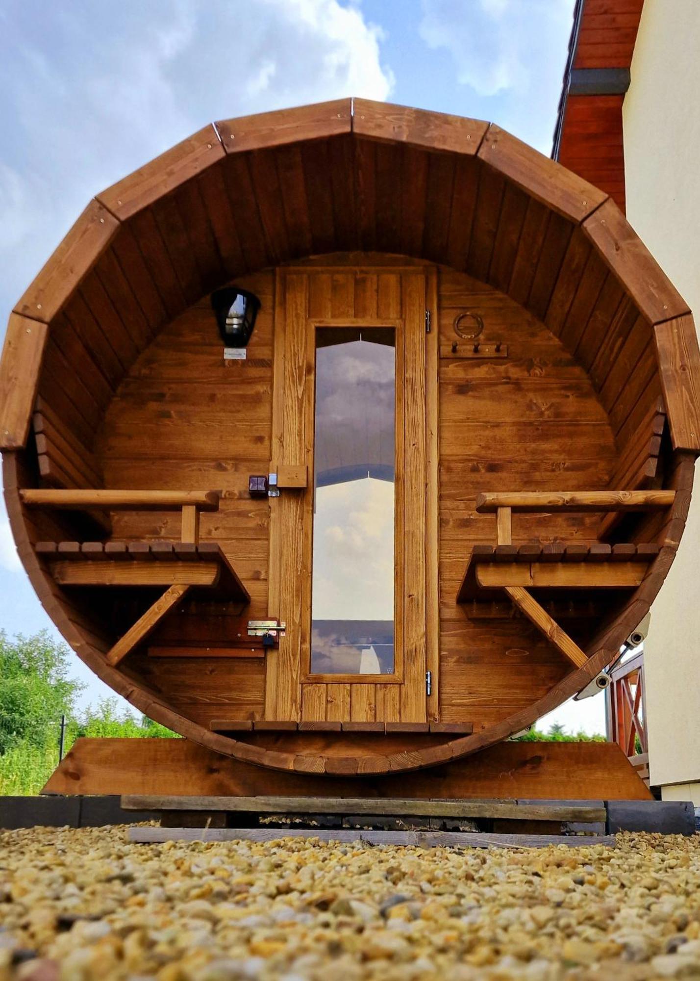 Boutique Odyseja & Spa Цехоцинек Екстериор снимка Barrel sauna