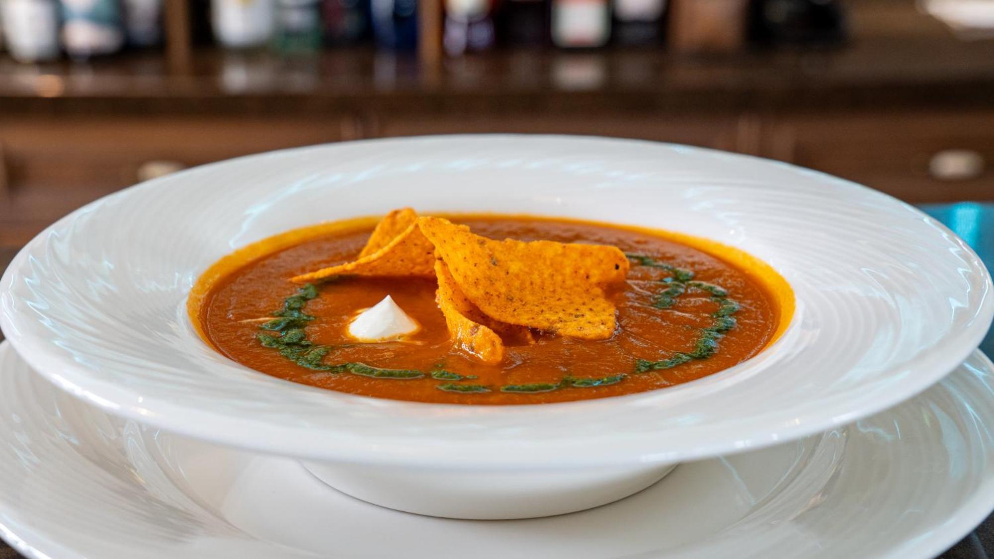 Boutique Odyseja & Spa Цехоцинек Екстериор снимка A bowl of tortilla soup